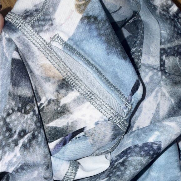 Lululemon Wunder Under Luxtreme  Tight 28”  Women’s Leggings Size 4 Athletic - Picture 6 of 6